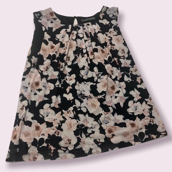 🌟SALE 2/$10.00‼️ SUZY SHIER Women’s Black and Floral Camisole size M - Picture 3 of 7